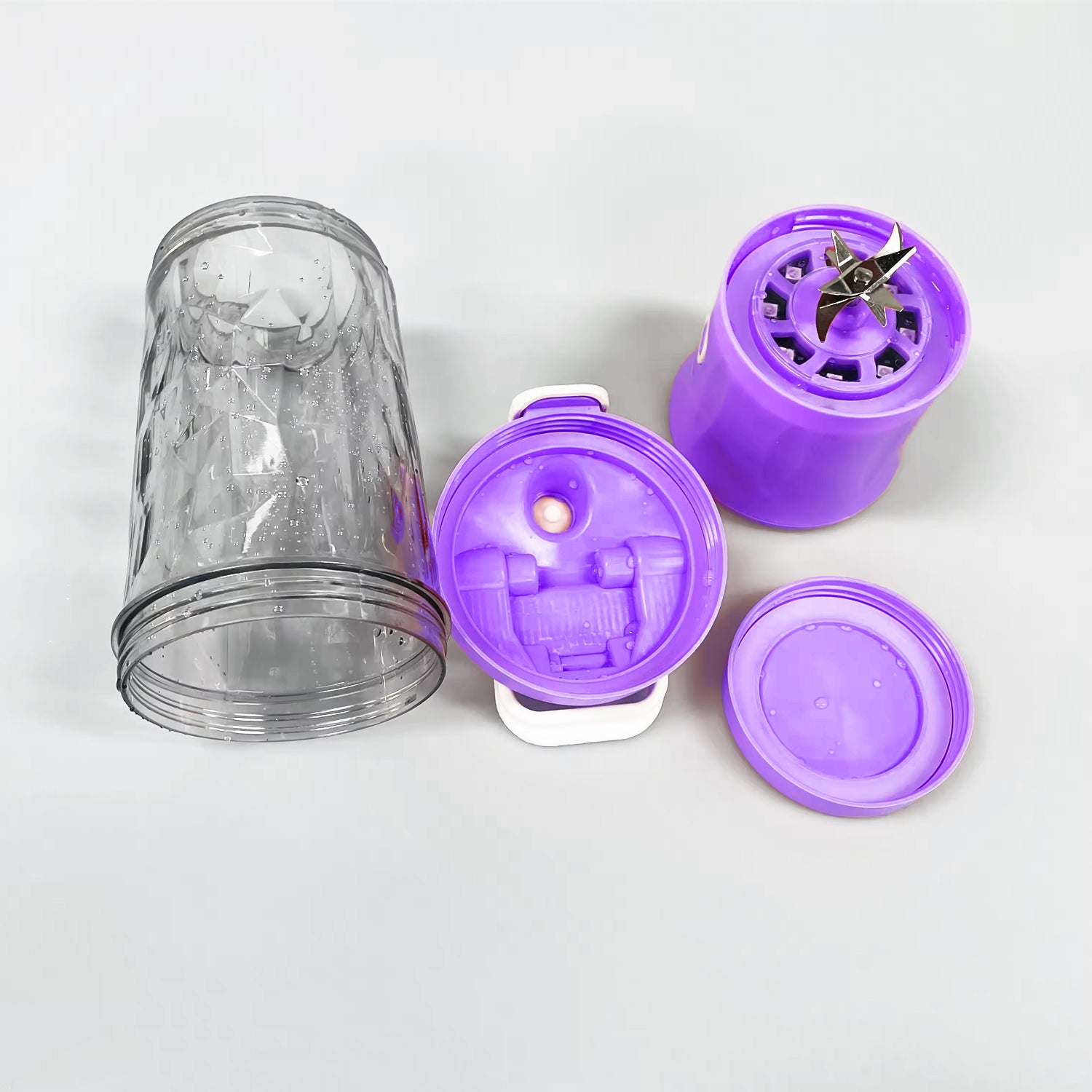 Eletric Crusher Juicer With Multicolor Light 8 Blades (600 Ml Multicolor)