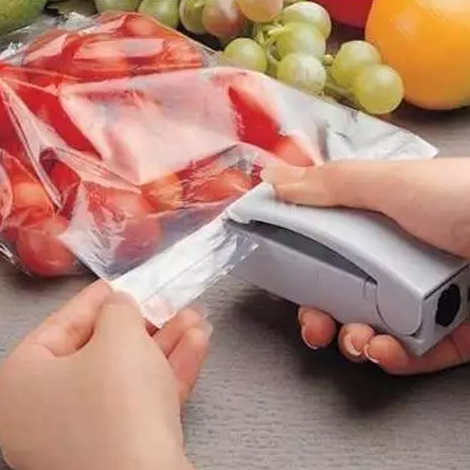 7675a Multifunctional Household Mini Portable Super Sealer Handy Plastic Bag Sealer Sealing Machine